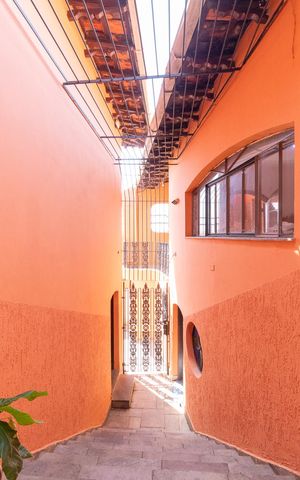 Casa à venda com 308m², 3 quartos e 2 vagasCorredor