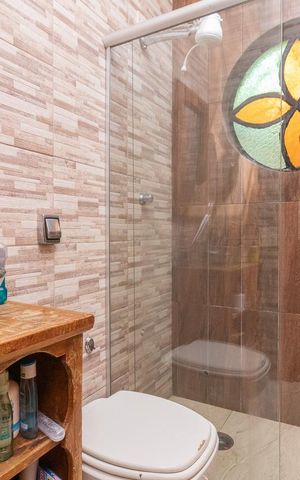 Casa à venda com 308m², 3 quartos e 2 vagasBanheiro 2