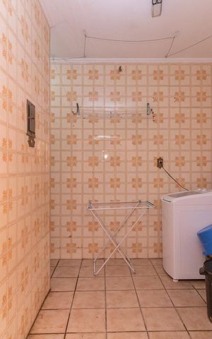 Casa à venda com 308m², 3 quartos e 2 vagasÁrea de Serviço