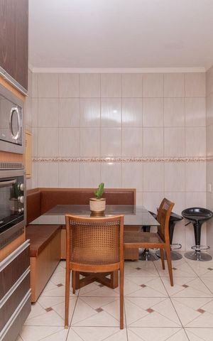 Casa à venda com 308m², 3 quartos e 2 vagasCozinha