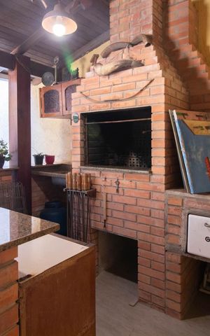 Casa de condomínio para alugar com 190m², 3 quartos e 2 vagasChurrasqueira
