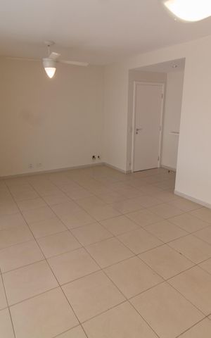 Apartamento à venda com 137m², 4 quartos e 3 vagas Apartamento à venda com 137m², 4 quartos e 3 vagasSALA