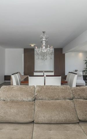 Apartamento para alugar com 169m², 3 quartos e 2 vagasSala