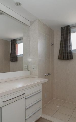 Apartamento para alugar com 169m², 3 quartos e 2 vagasBanheiro da Suíte 1