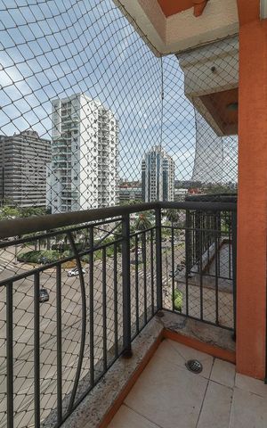 Apartamento para alugar com 169m², 3 quartos e 2 vagasVaranda da Suíte 1