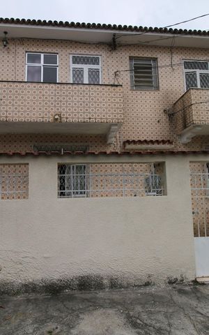 Apartamento à venda com 150m², 3 quartos e 4 vagasFachada