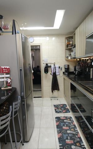 Apartamento à venda com 150m², 3 quartos e 4 vagasCozinha