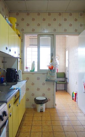 Casa à venda com 230m², 4 quartos e 4 vagasCozinha