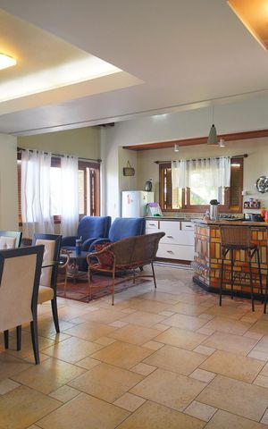Casa à venda com 303m², 2 quartos e 2 vagasEspaço Gourmet