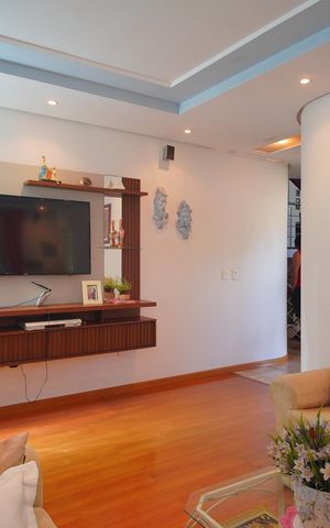Casa à venda com 303m², 2 quartos e 2 vagasSala 2