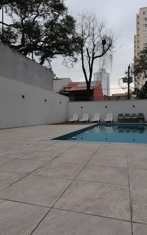 Apartamento para alugar com 105m², 2 quartos e 2 vagasÁrea Comum - Piscina