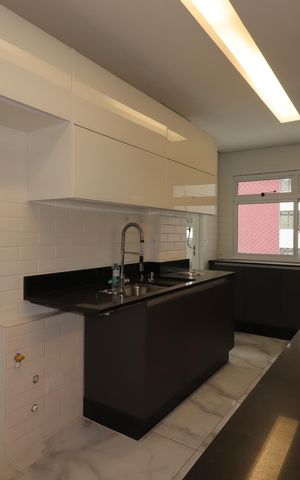 Apartamento para alugar com 105m², 2 quartos e 2 vagasCozinha