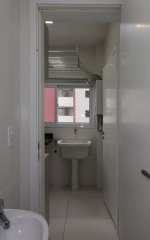 Apartamento para alugar com 105m², 2 quartos e 2 vagasBanheiro de Serviço