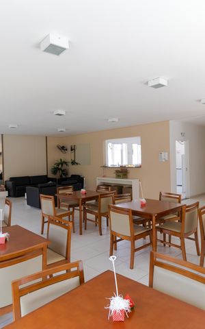 Apartamento à venda com 57m², 2 quartos e 1 vaga Apartamento à venda com 57m², 2 quartos e 1 vagaÁrea comum - Salão de festas