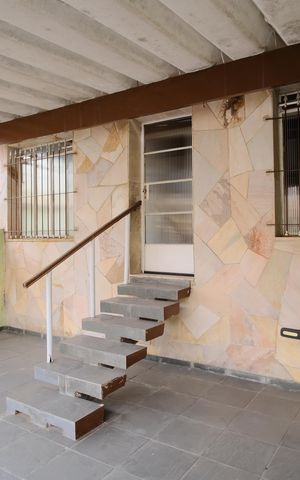 Casa à venda com 288m², 5 quartos e 2 vagasGaragem