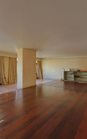 Apartamento à venda com 500m², 3 quartos e 4 vagas Apartamento à venda com 500m², 3 quartos e 4 vagasSala