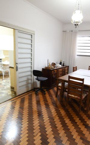 Casa à venda com 198m², 3 quartos e 2 vagasSala 2