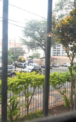 Casa à venda com 198m², 3 quartos e 2 vagasSala 1 - Vista