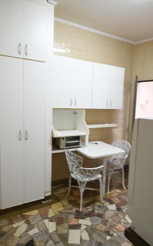 Casa à venda com 198m², 3 quartos e 2 vagasCozinha