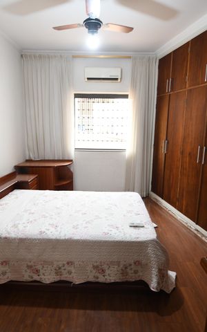 Casa à venda com 198m², 3 quartos e 2 vagasQuarto 3 - Suíte