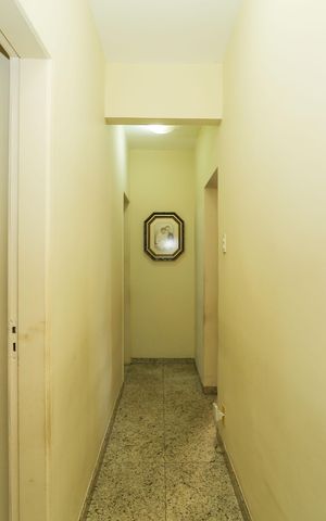 Apartamento à venda com 130m², 3 quartos e 1 vaga Apartamento à venda com 130m², 3 quartos e 1 vagaCORREDOR
