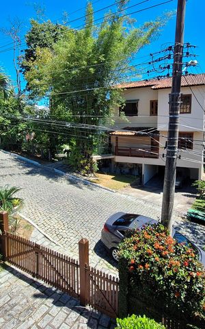 Casa de condomínio para alugar com 660m², 3 quartos e 3 vagas Casa de condomínio para alugar com 660m², 3 quartos e 3 vagasQuarto 1