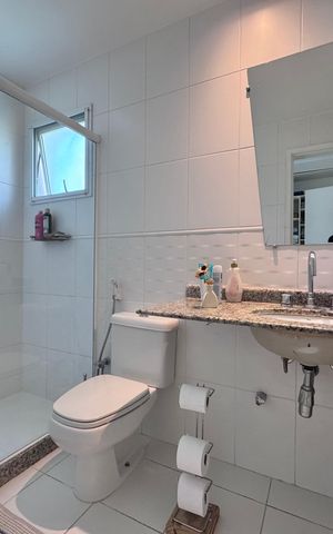 Casa de condomínio à venda com 365m², 4 quartos e 2 vagas Casa de condomínio à venda com 365m², 4 quartos e 2 vagasSuíte 2 - Banheiro