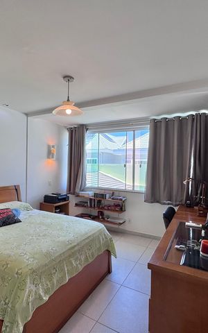 Casa de condomínio à venda com 365m², 4 quartos e 2 vagas Casa de condomínio à venda com 365m², 4 quartos e 2 vagasSuíte 3