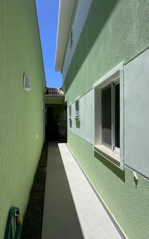 Casa de condomínio à venda com 365m², 4 quartos e 2 vagas Casa de condomínio à venda com 365m², 4 quartos e 2 vagasÁrea externa