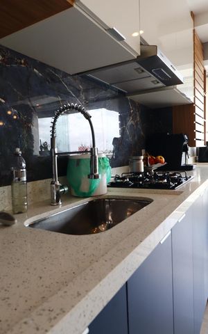 Apartamento à venda com 49m², 2 quartos e 1 vagaCozinha e Área de Serviço