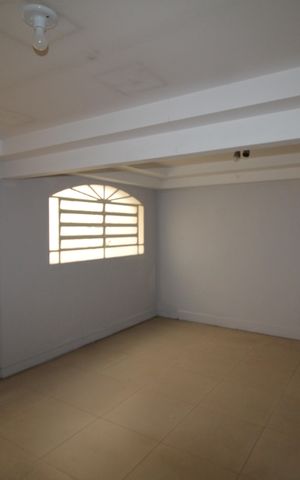 Casa à venda com 200m², 3 quartos e 5 vagasSala 2