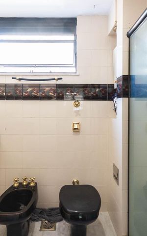 Apartamento à venda com 135m², 3 quartos e 2 vagasBanheiro da Suíte
