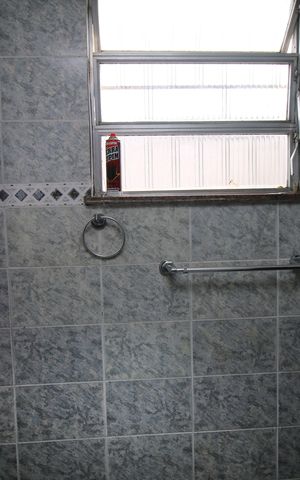 Casa à venda com 240m², 2 quartos e 1 vagaBanheiro