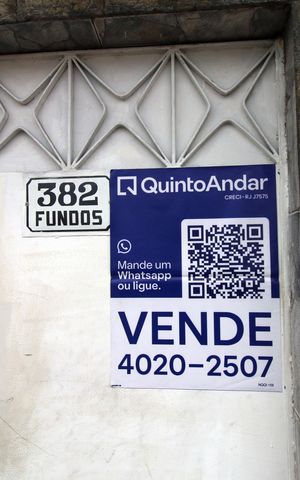 Casa à venda com 240m², 2 quartos e 1 vagaPlaca