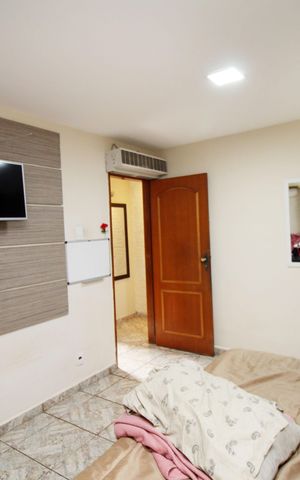 Casa à venda com 240m², 2 quartos e 1 vagaQuarto 2
