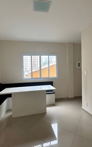 Apartamento para alugar com 95m², 4 quartos e sem vaga