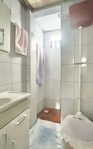 Apartamento à venda com 80m², 3 quartos e 1 vaga Apartamento à venda com 80m², 3 quartos e 1 vagaBanheiro