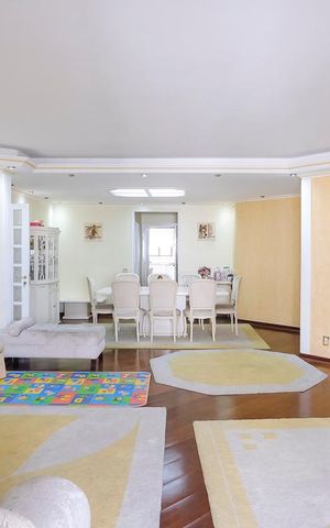 Apartamento à venda com 340m², 4 quartos e 3 vagasSala