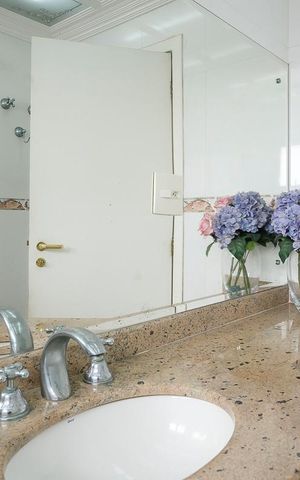 Apartamento à venda com 340m², 4 quartos e 3 vagasBanheiro