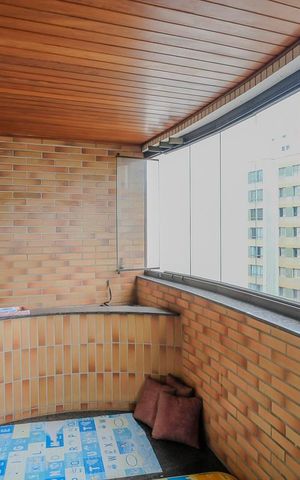 Apartamento à venda com 340m², 4 quartos e 3 vagasVaranda