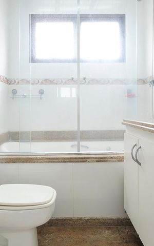 Apartamento à venda com 340m², 4 quartos e 3 vagasBanheiro