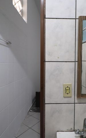 Casa para alugar com 25m², 1 quarto e sem vagaBanheiro