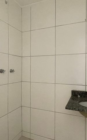 Apartamento para alugar com 45m², 2 quartos e 1 vaga Apartamento para alugar com 45m², 2 quartos e 1 vagaBanheiro Suíte