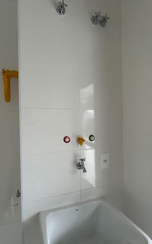 Apartamento à venda com 94m², 2 quartos e 1 vaga Apartamento à venda com 94m², 2 quartos e 1 vagaÁrea de Serviço