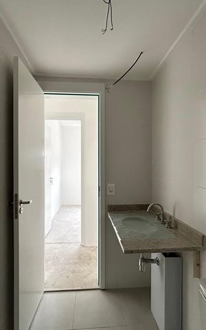 Apartamento à venda com 94m², 2 quartos e 1 vaga Apartamento à venda com 94m², 2 quartos e 1 vagaBanheiro