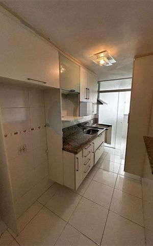 Apartamento à venda com 67m², 2 quartos e 1 vaga