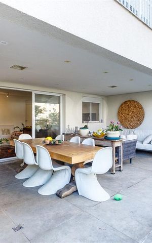 Apartamento à venda com 147m², 3 quartos e 2 vagas