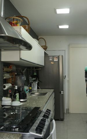 Apartamento à venda com 236m², 3 quartos e 2 vagasCozinha