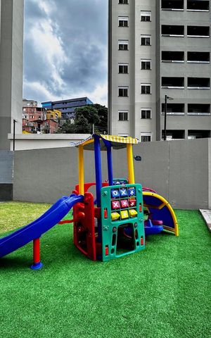 Apartamento à venda com 45m², 2 quartos e 1 vaga Apartamento à venda com 45m², 2 quartos e 1 vagaPlayground