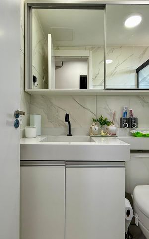 Apartamento à venda com 45m², 2 quartos e 1 vaga Apartamento à venda com 45m², 2 quartos e 1 vagaBanheiro